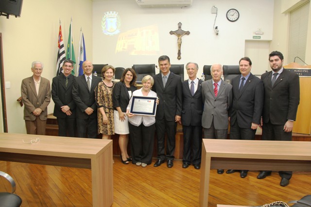 Dra. Haydée Mannelli é homenageada no Dia Municipal de Defesa das Prerrogativas da Advocacia Araraquarense