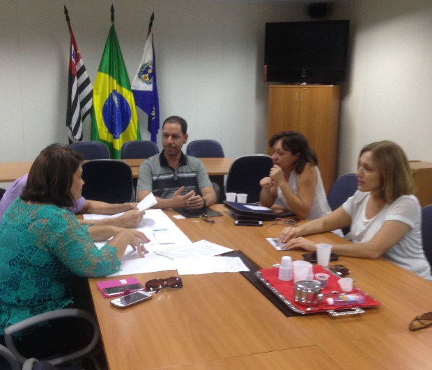 Roger Mendes e Juliana Damus se reúnem com secretária de Desenvolvimento Urbano