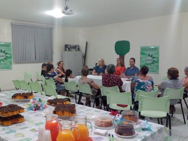 Roger Mendes participa do Chá Inclusivo Apae Araraquara