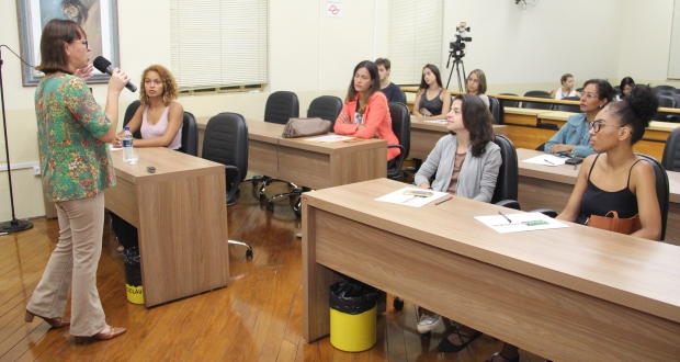 Escola do Legislativo promove palestra ‘Entre mulheres: Vencendo os obstáculos do mundo dos negócios’ (com vídeo)