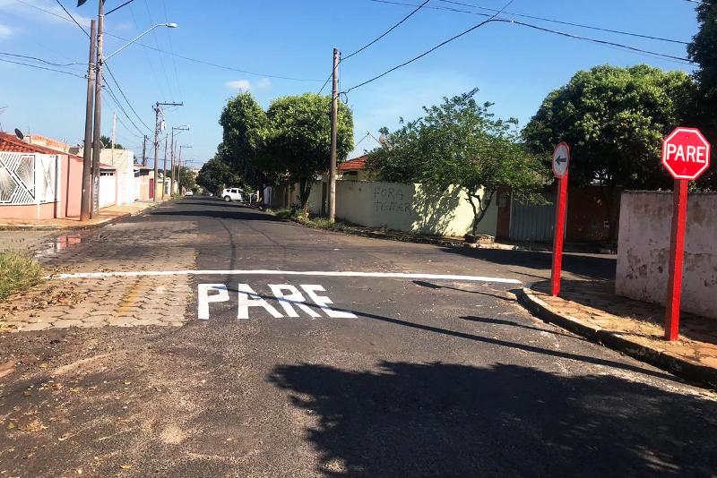 Cruzamento da Avenida São Geraldo com a Rua João Gurgel ganha melhorias na sinalização