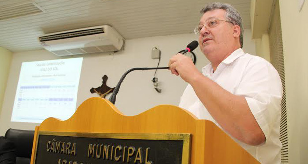 Aravéchia esclarece na Tribuna Popular da Câmara Municipal fechamento de salas de estabilização