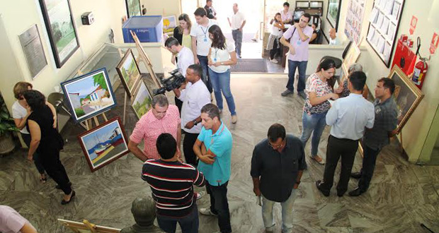 Olhares Diversos no Espaço Cultural da Câmara