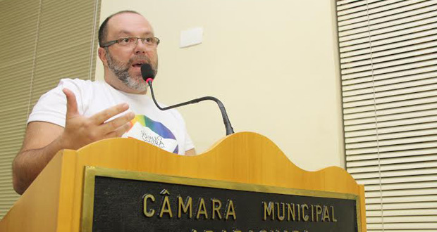 Paulo Tetti defende criminalização da homofobia na Tribuna Popular da Câmara Municipal