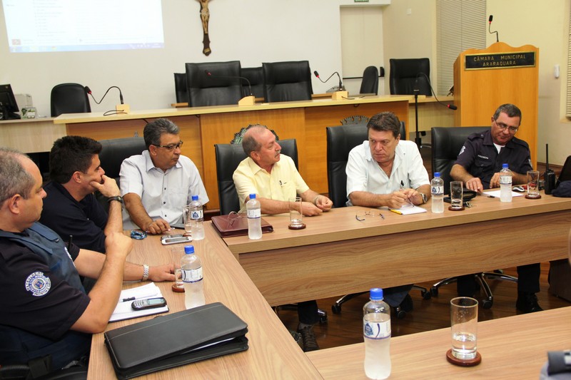 Dr. Helder coordena nova reunião sobre ações preventivas na Bento de Abreu