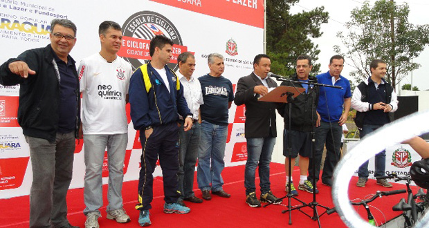   Vereadores participam da inauguração da ciclofaixa 