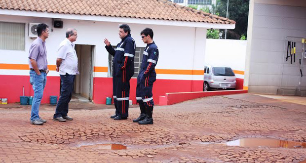 Jeferson e Martineli pedem melhorias no pátio do SAMU