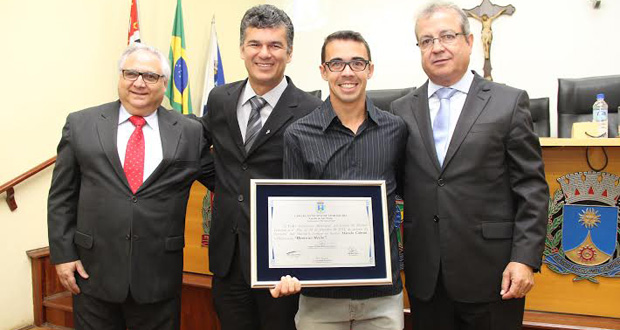 Marcelo Cabrini recebe homenagem na Câmara 