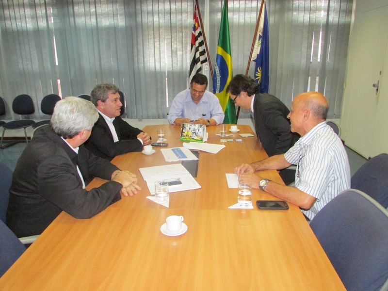 Chediek promove encontro entre Prefeito e representantes da Alstom