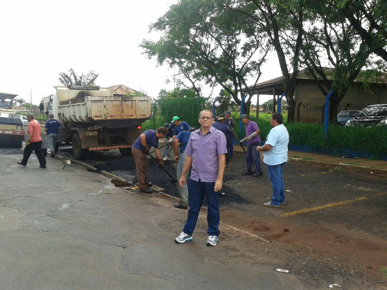 Operação Tapa Buraco começa na região sul de Araraquara a pedido do vereador Adilson Vital