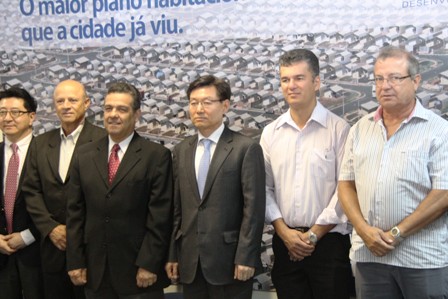 Chediek destaca a modernidade da Hyundai em visita do presidente da empresa a Araraquara.