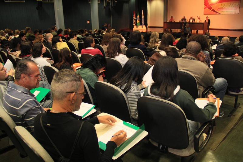 Vereadores participam da Conferência de Assistência Social