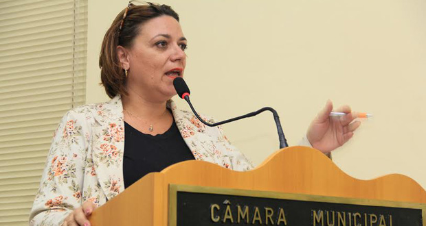 Marimar descreve na Tribuna Popular a Alteração da Nomenclatura da Secretaria   (da Articulação Institucional e da Participação Popular)