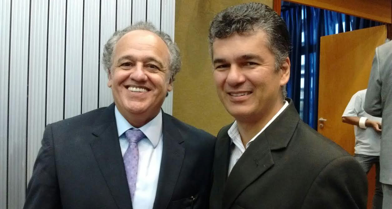 Jéferson Yashuda representa deputado Roberto Massafera em evento na Assembleia Legislativa