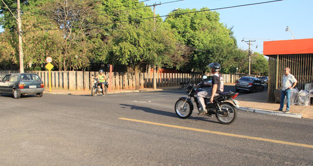 Jair Martineli pede estudo do trânsito em cruzamento do Sesi