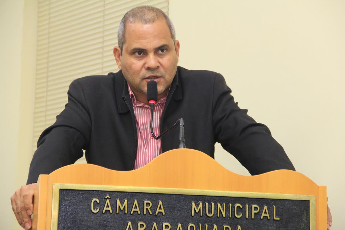 Edio Lopes questiona falta de informações financeiras e orçamentárias do Daae