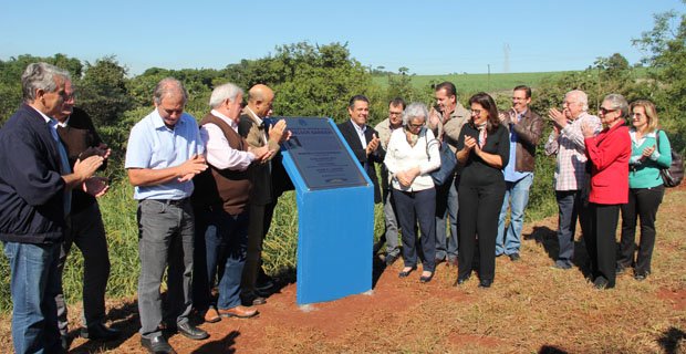 Vereadores acompanham entrega de obras na rodovia Nelson Barbieri