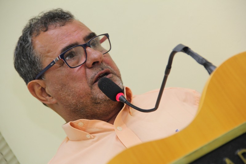 Vereador Roberval agradece “Coca” por trabalho no Jd. Universal