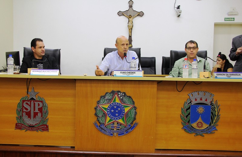 Em Sessão Extraordinária, Câmara Municipal aprova alteração no PCS do Legislativo (com vídeo)