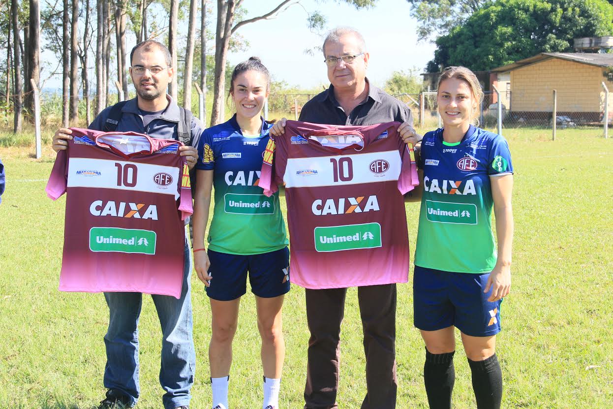 Em treino de despedida, Jair Martineli é homenageado pelas Guerreiras Grenás