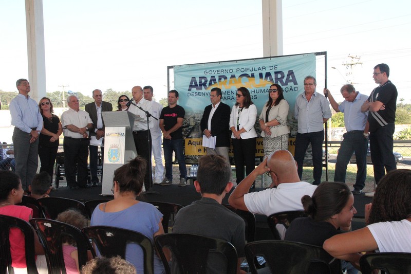 Vereadores participam da entrega do 'CEU da Deodata do Amaral'