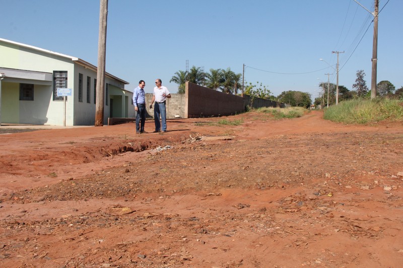 Gerson pede melhorias em vias no Portal das Laranjeiras