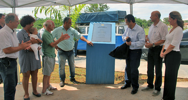 Chediek participa de entrega de asfalto no Jardim Aclimação