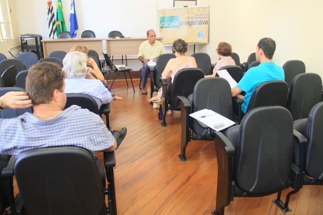 Roger Mendes participa de reunião do Comad