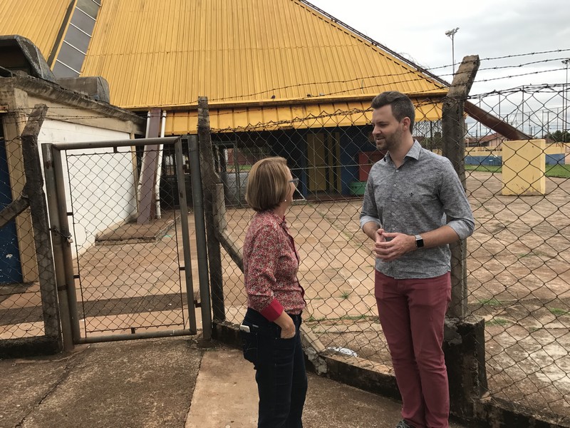 Ambiente insalubre para crianças em escola é preocupação de Rafael de Angeli