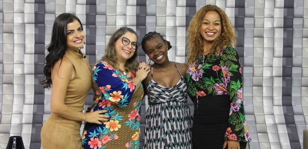 Thainara Faria participa de programa para discutir a situação da mulher negra na sociedade