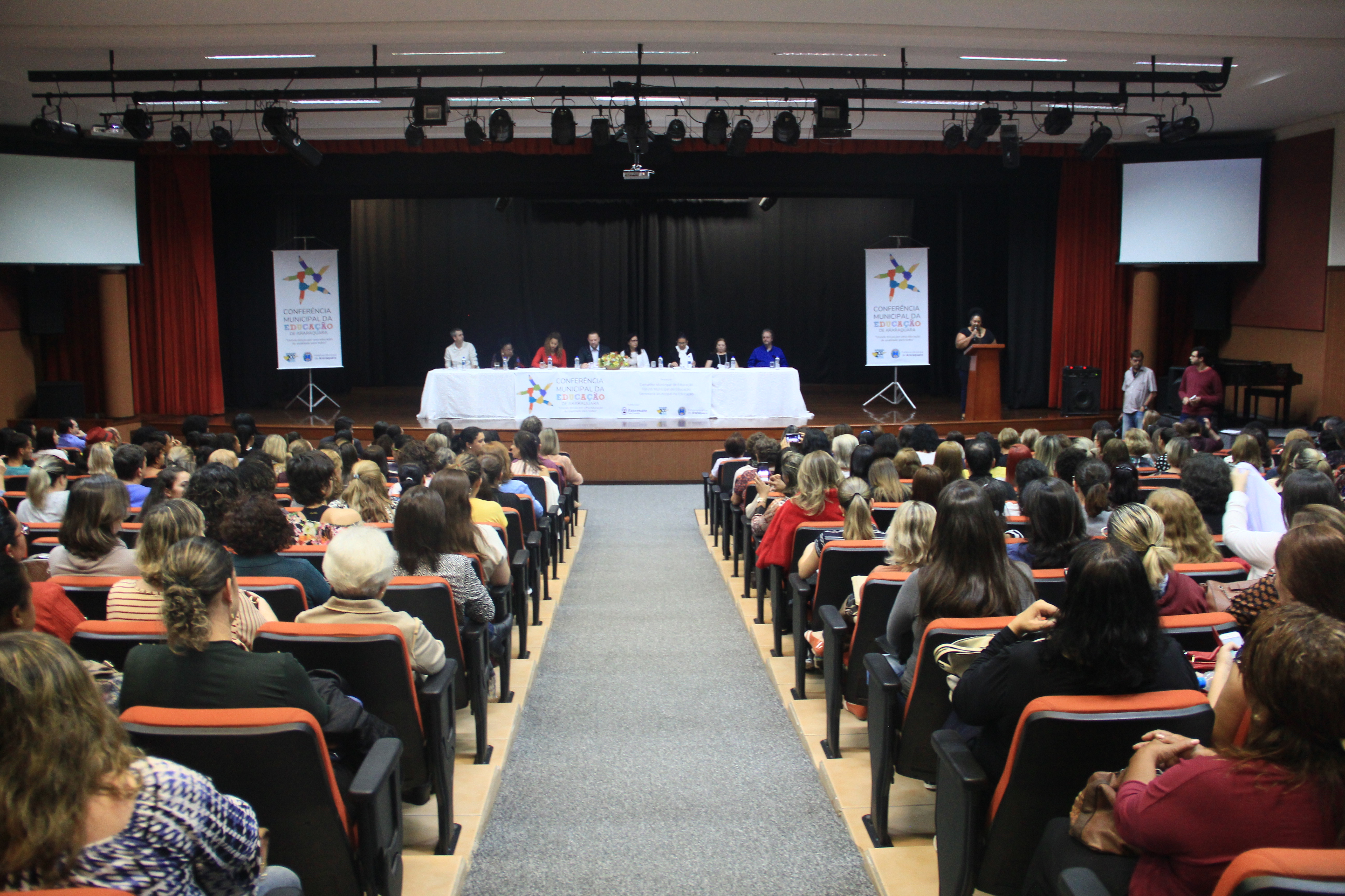 Novos rumos da educação são discutidos em Conferência Municipal